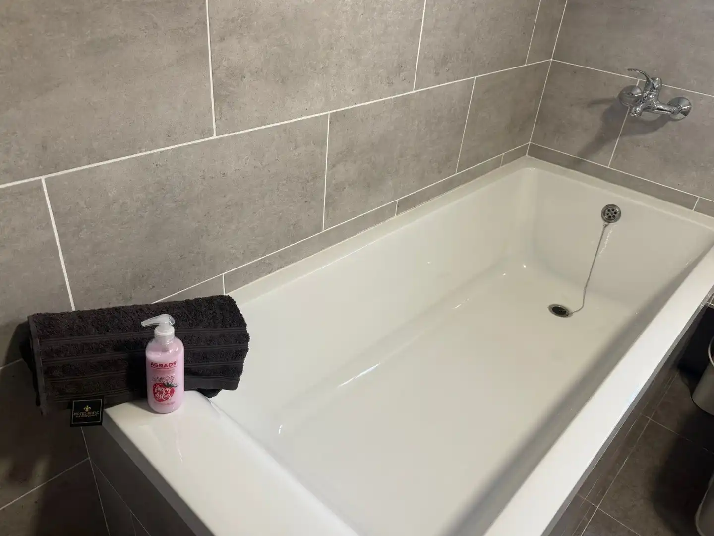 Bany de Casa o xalet en venda en Orihuela amb Calefacció, Terrassa i Piscina