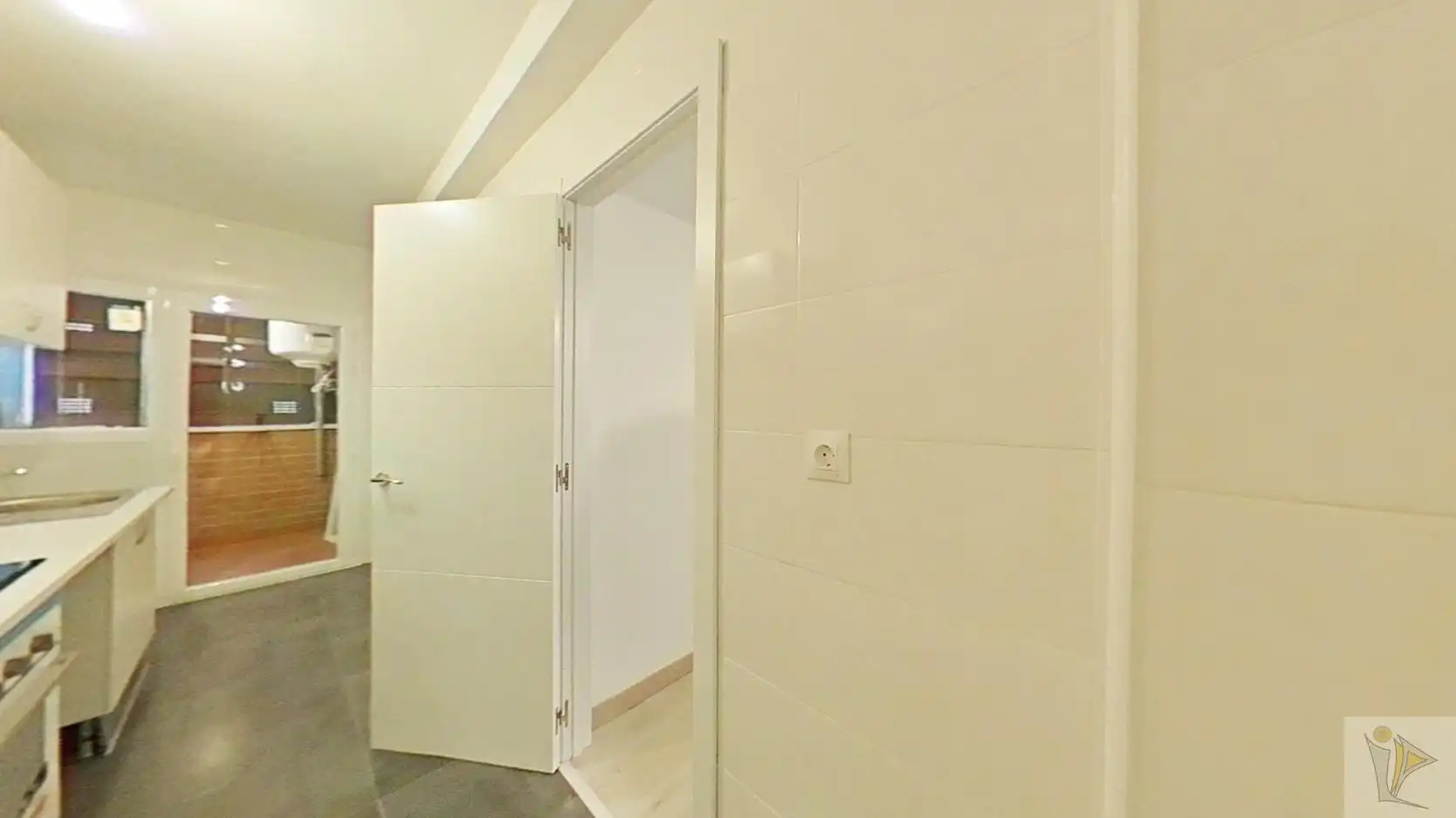Flat for sale in CL BELZUNEGUI , Puerta Bonita