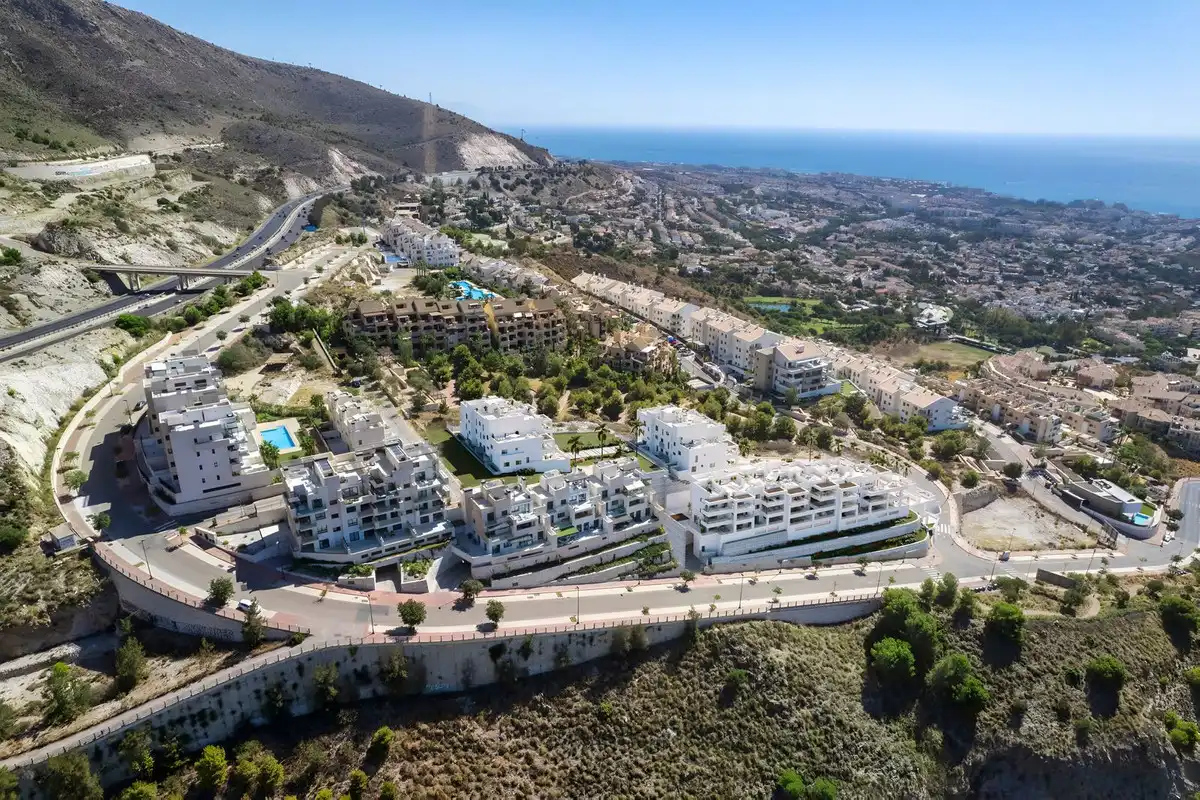 Vista exterior de Apartamento en venta en Benalmádena con Aire acondicionado, Terraza y Trastero