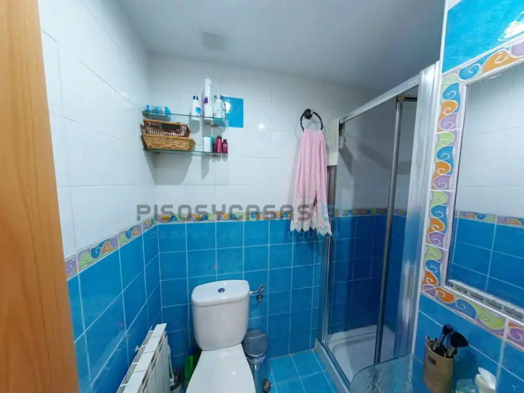 Bathroom of Houses for sale in San Mateo de Gállego  with Air Conditioner, Private garden and Terrace