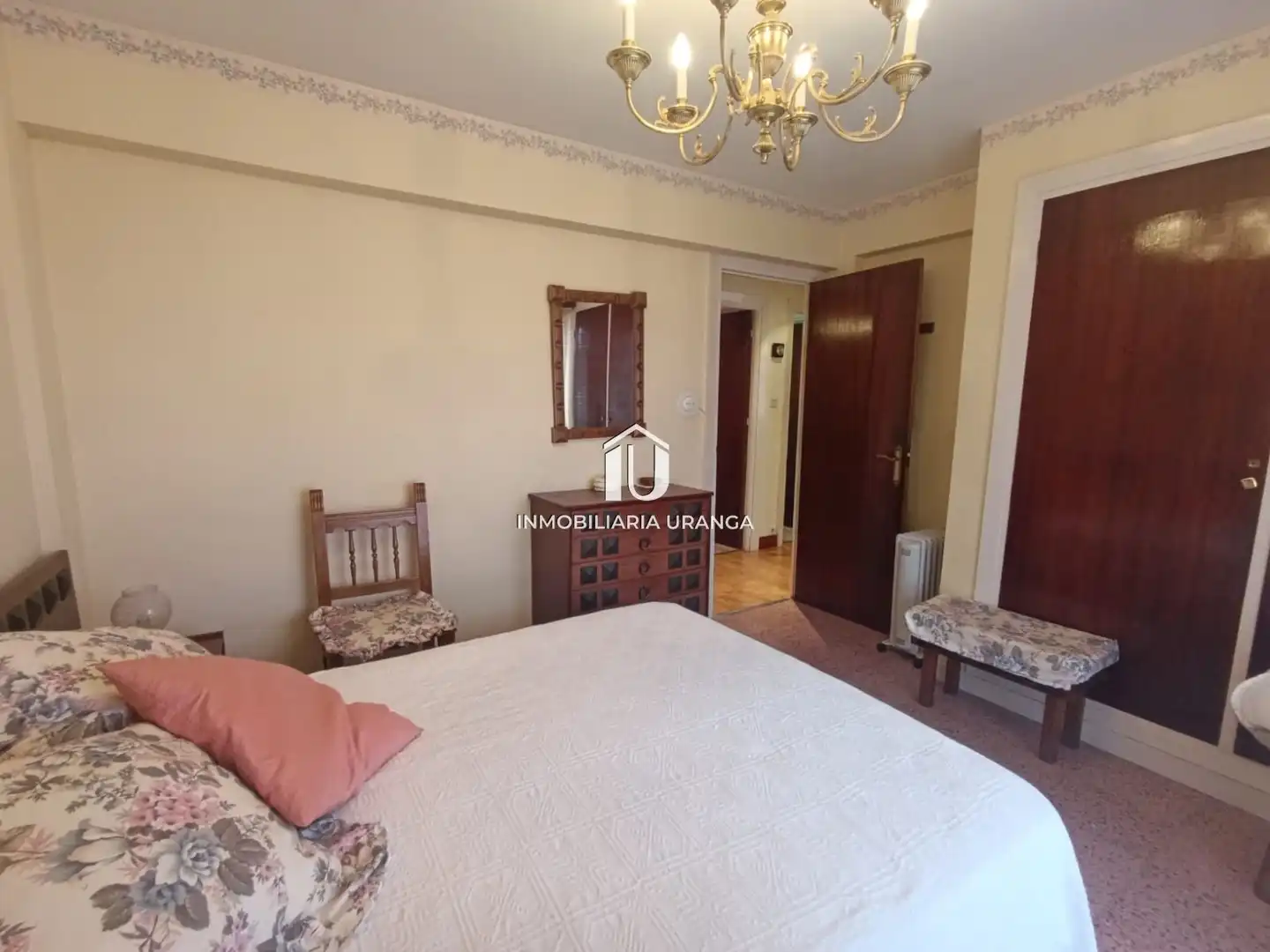 Bedroom of Flat for sale in Laredo  with Terrace and Furnished