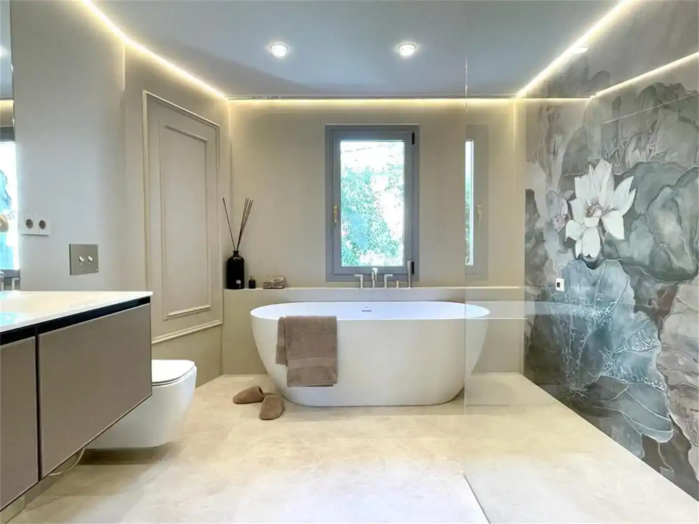 Baño de Piso en venta en  Palma de Mallorca con Aire acondicionado, Calefacción y Parquet