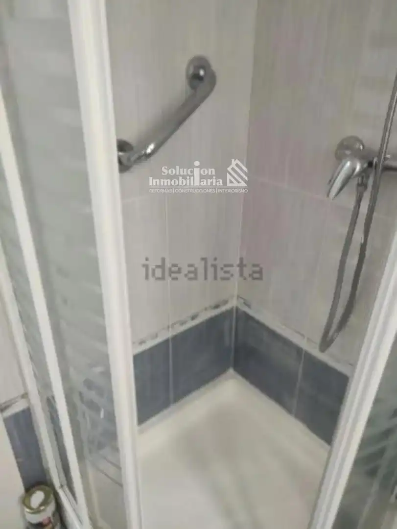 Badezimmer von Wohnung zur Miete in Salamanca mit Heizung, Terrasse und Abstellraum