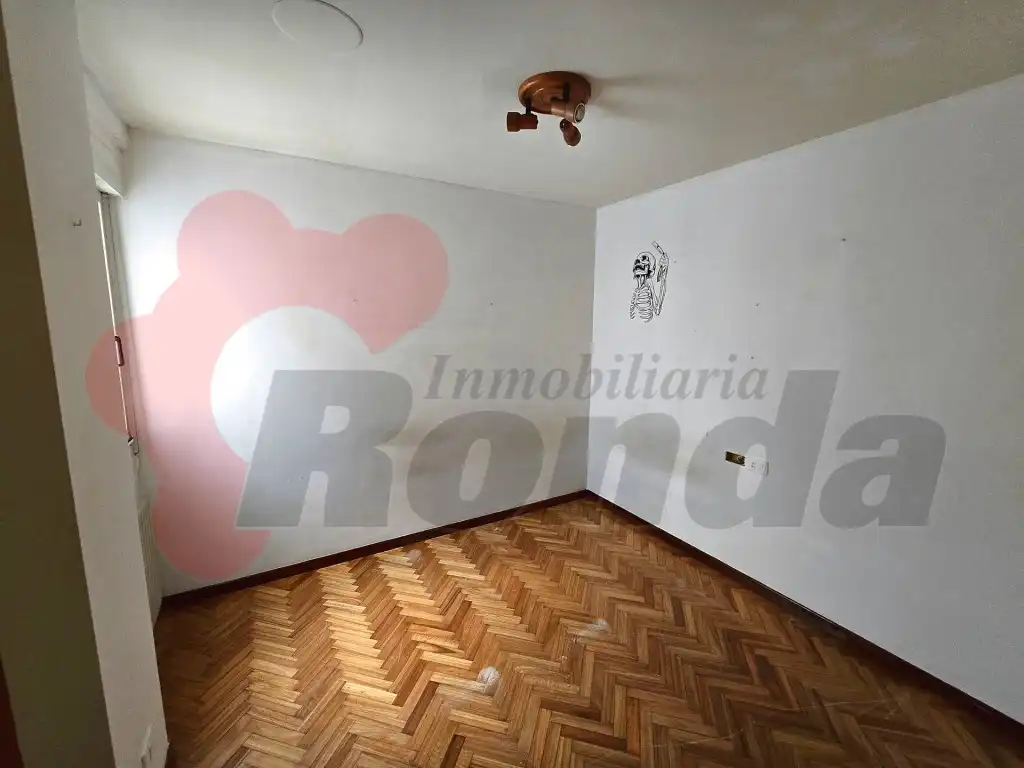 Dormitori de Pis en venda en Lugo