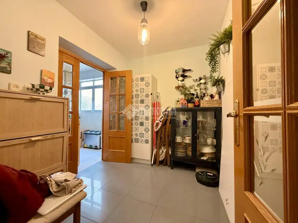 Wohnung zum Verkauf in Madrid mit Klimaanlage, Heizung und Parkett