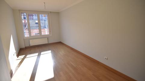 Foto 2 de Dúplex en venda a Toribio Etxebarria Kalea, Eibar, Gipuzkoa