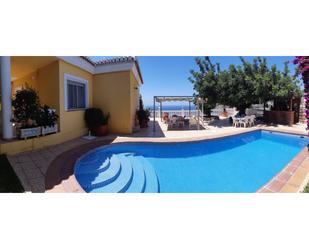 Swimming pool of House or chalet for sale in Almuñécar  with Air Conditioner, Private garden and Terrace