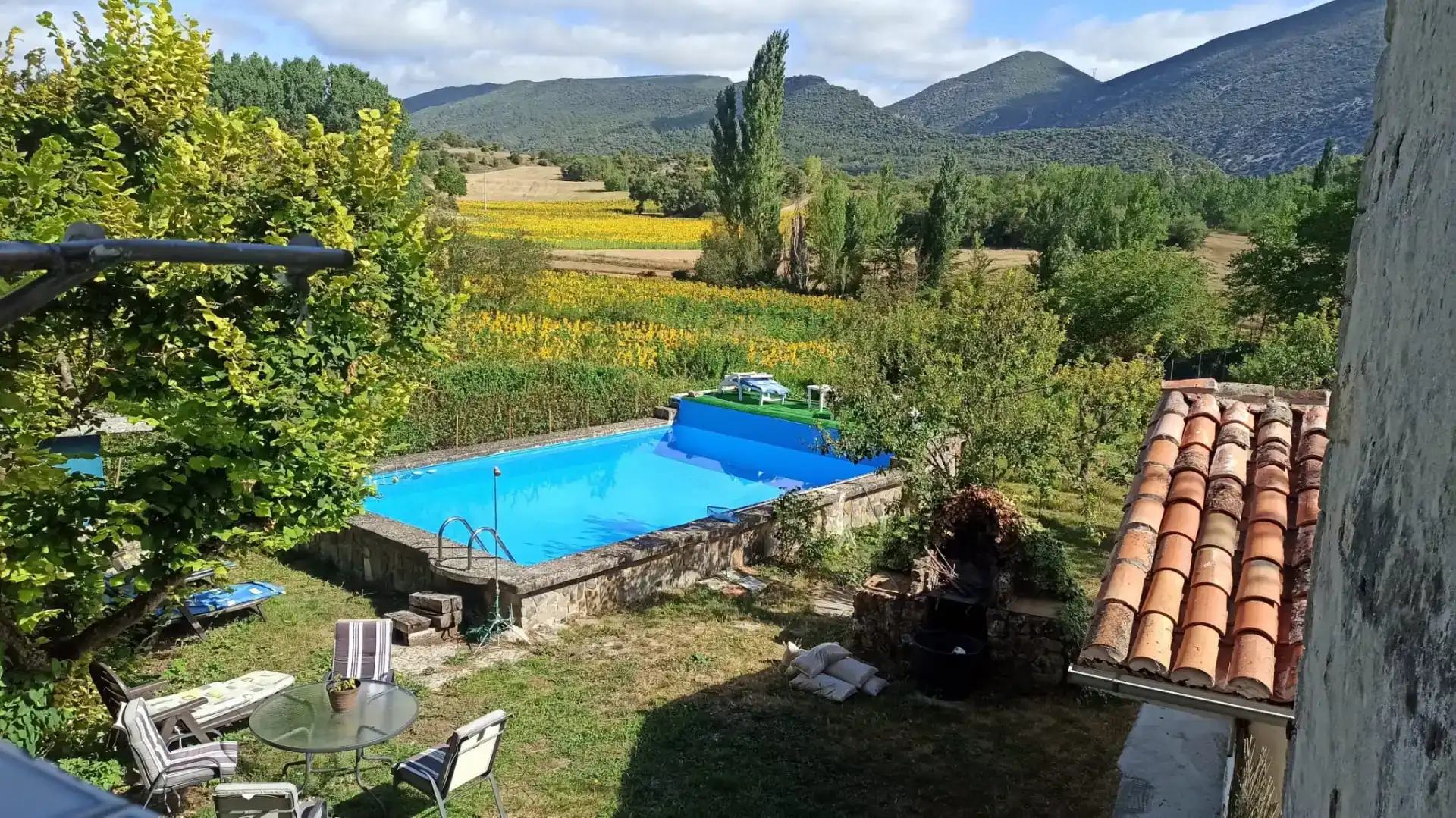 Piscina de Casa o chalet en venta en Valle de Tobalina con Jardín privado, Trastero y Piscina