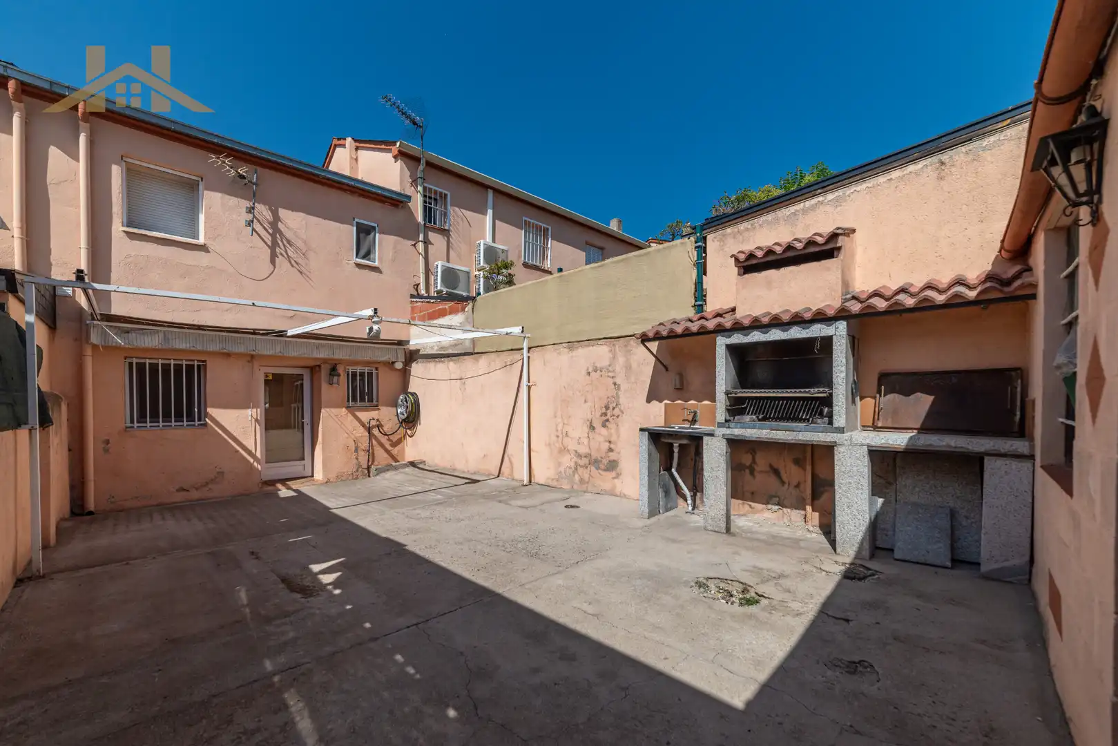 Terraza de Casa adosada en venta en San Lorenzo de El Escorial con Terraza y Trastero