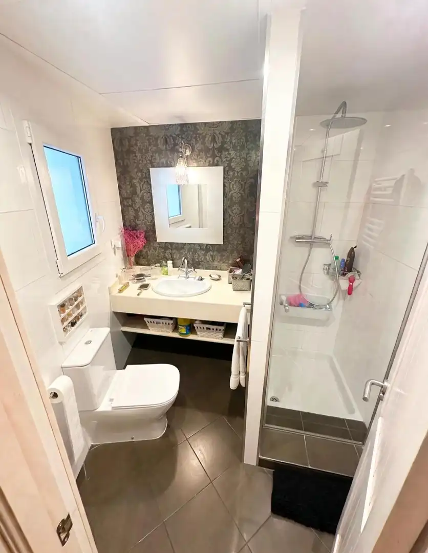 Bathroom of Flat for rent in Málaga