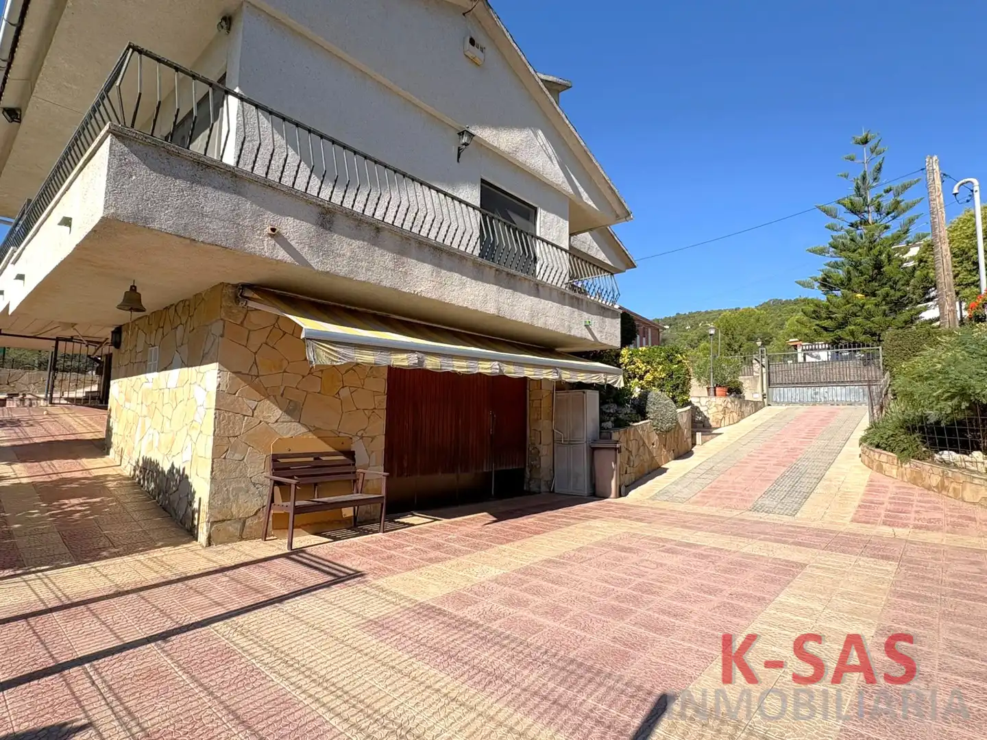 Casa amb piscina en venda a Carrer de les Tres Torres 6, imagen 32