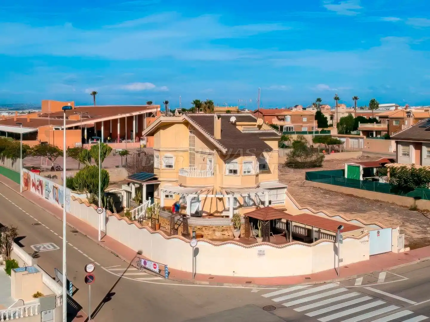 Chalet con piscina en venta en Nueva Torrevieja - Aguas Nuevas, imagen 4