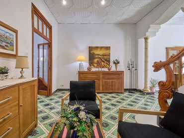 Casa rústica amb balcó en venda a La Font d'en Carròs