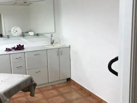 Bany de Local en venda en Elche / Elx amb Aire condicionat
