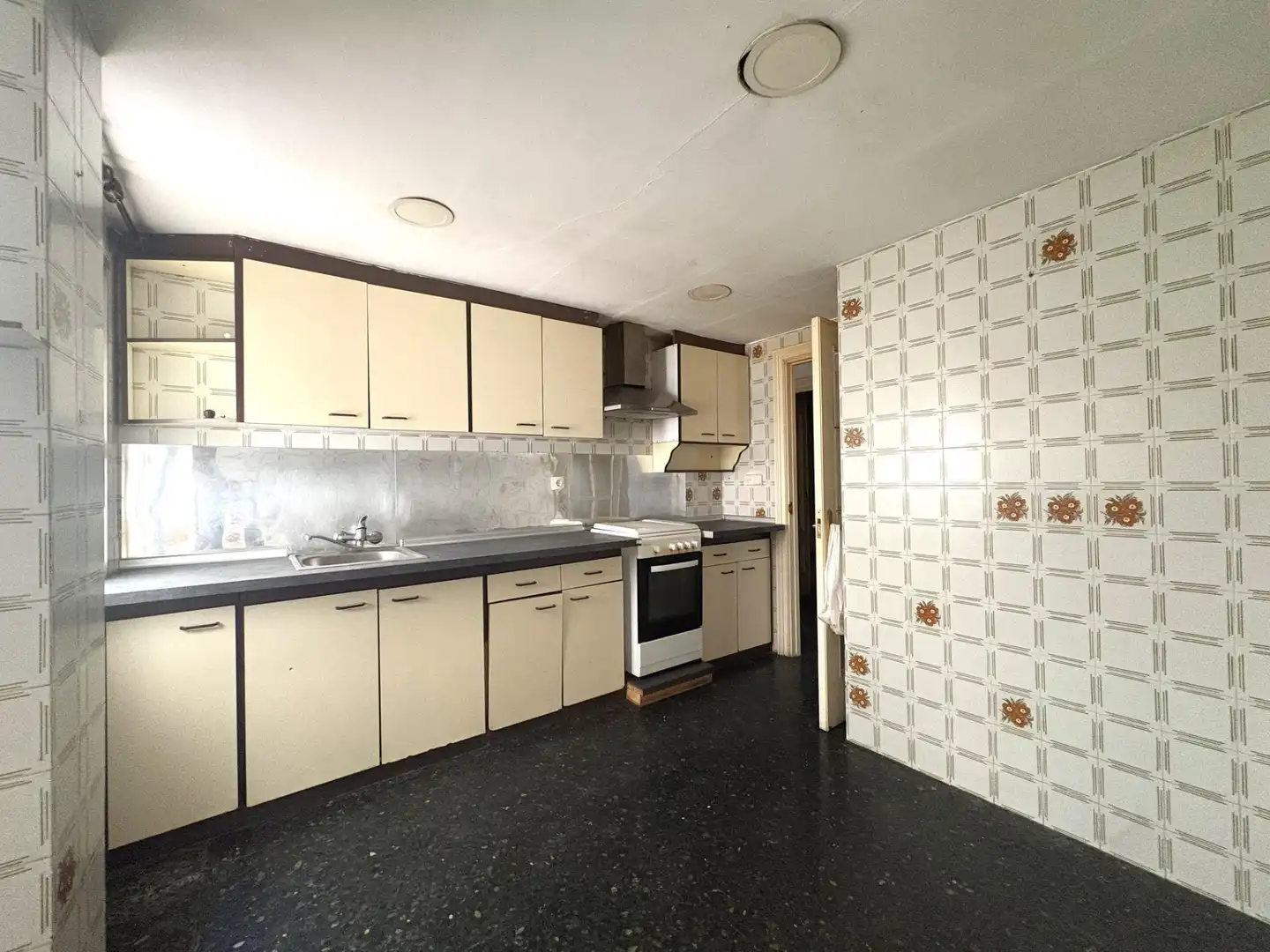Küche von Wohnung zum Verkauf in Godella mit Klimaanlage und Balkon