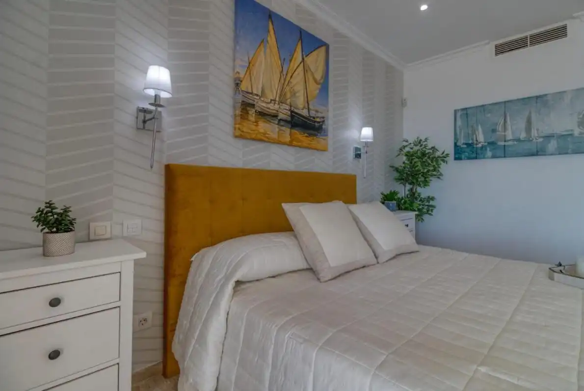 Casa con piscina en venta en El Faro de Calaburra - Chaparral, imagen 8