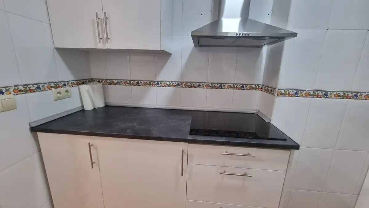 Cocina de Piso de alquiler en Sevilla con Aire acondicionado y Calefacción