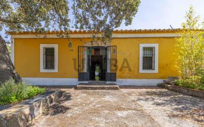 Exterior view of House or chalet for sale in Fuente del Arco  with Heating, Storage room and Swimming Pool
