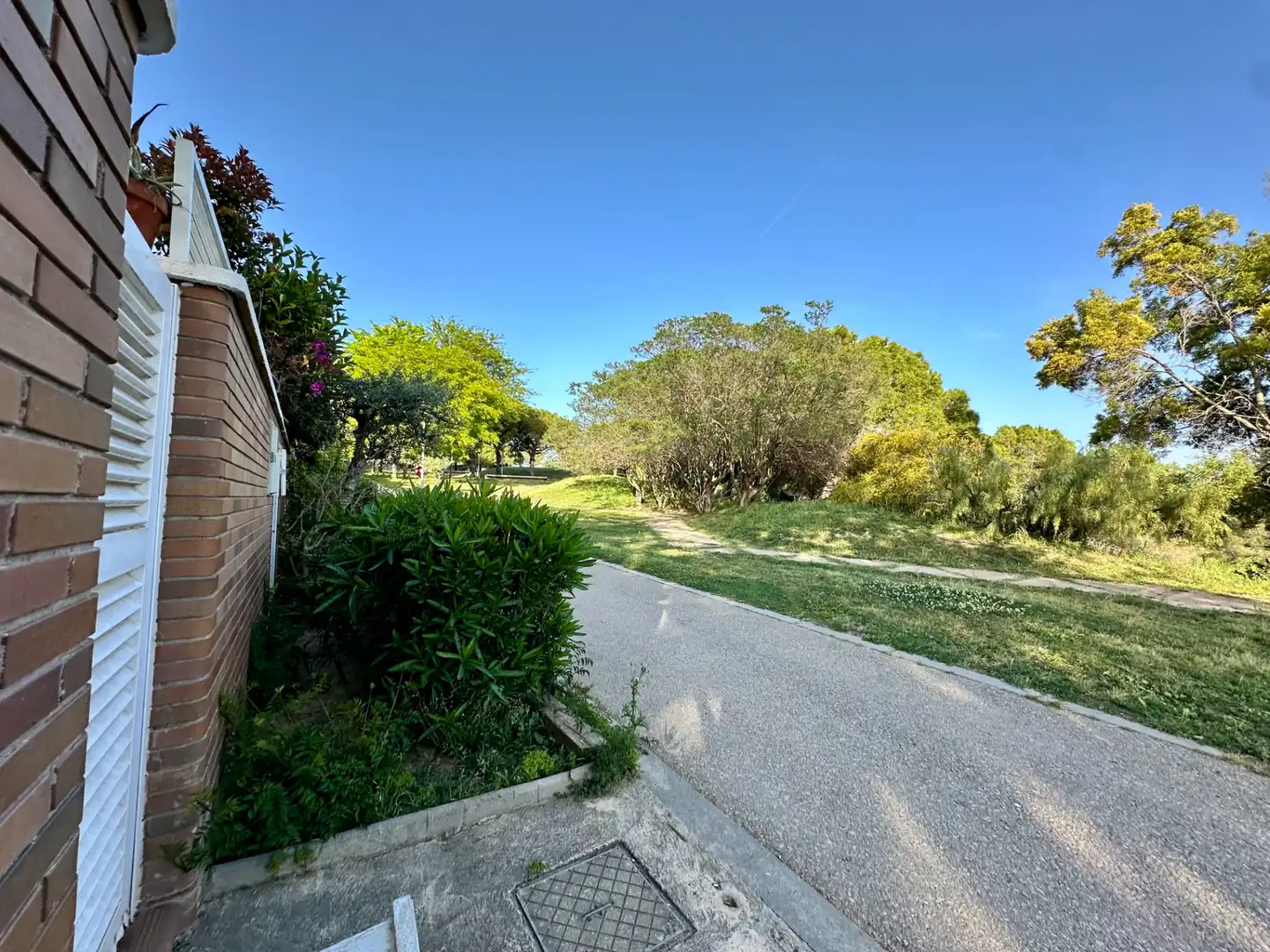 Casa adosada en venta en Sant Joan Despí con Aire acondicionado, Calefacción y Jardín privado
