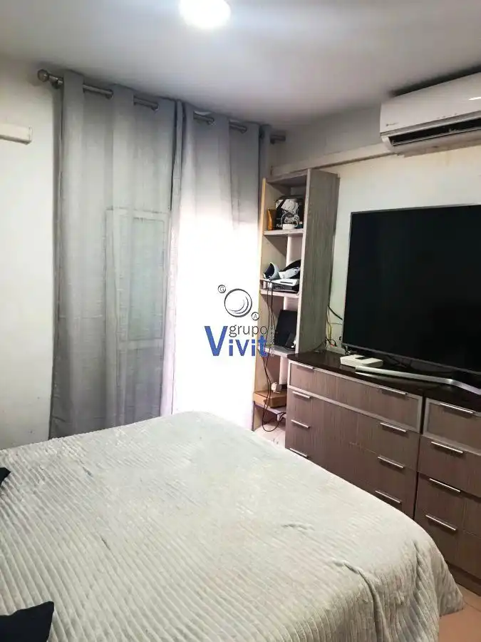 Habitación de Casa adosada en venta en Sevilla con Trastero