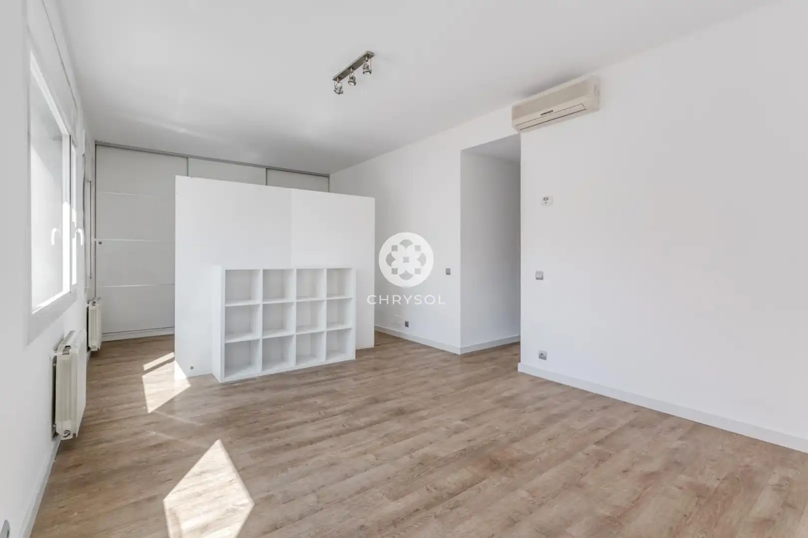 Schlafzimmer von Wohnung zum Verkauf in Barcelona mit Klimaanlage, Heizung und Parkett