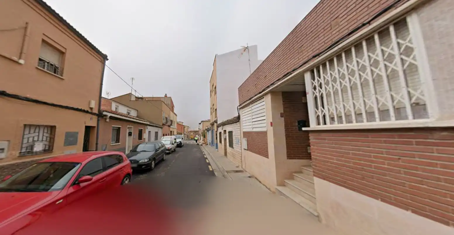 Vista exterior de Casa o xalet en venda en Zaragoza