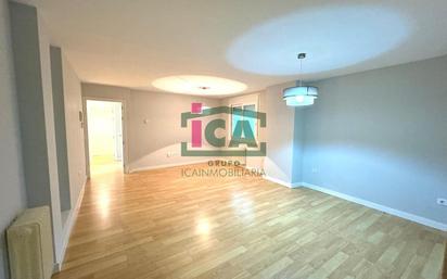 Exterior view of Flat for sale in Cáceres Capital  with Heating and Storage room