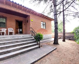 Exterior view of House or chalet for sale in Ávila Capital  with Heating, Private garden and Terrace