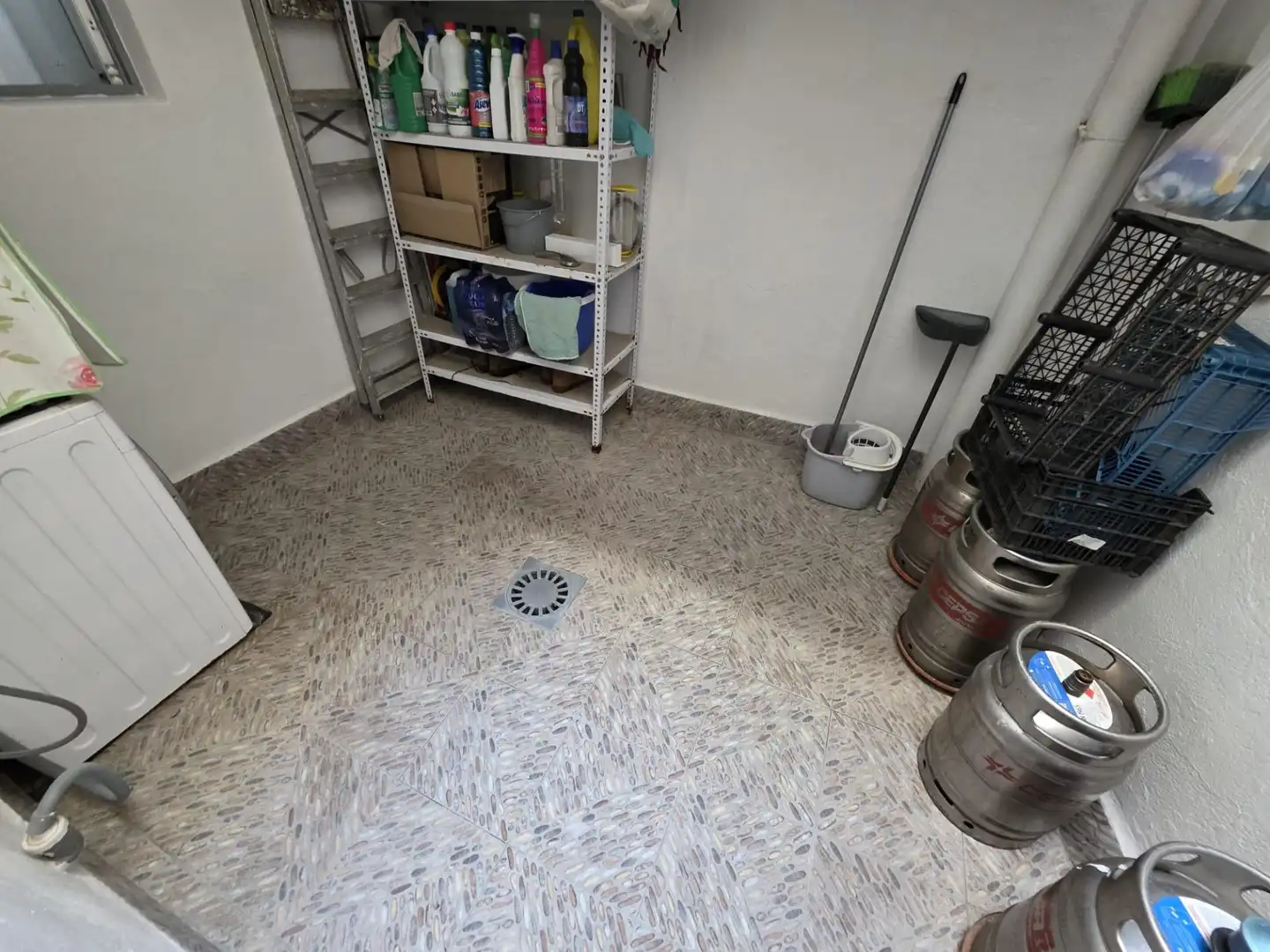 Flat for sale in Cuevas Bajas  with Air Conditioner, Heating and Furnished