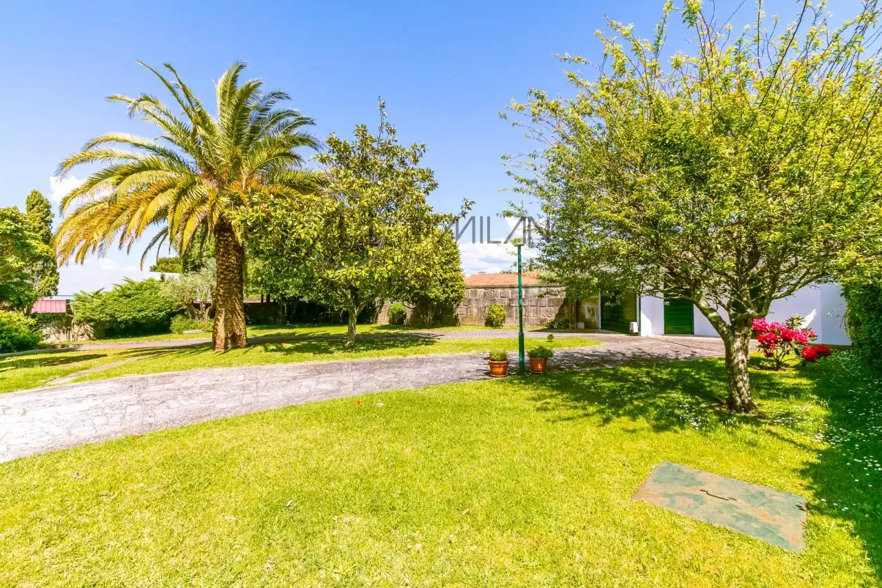 Jardín de Casa o chalet en venta en Vigo  con Calefacción, Jardín privado y Parquet