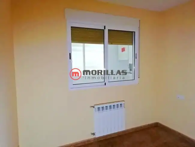 Reihenhaus mit Terrasse zum Verkauf in Calle San Isidro, Caneja 22, imagen 10