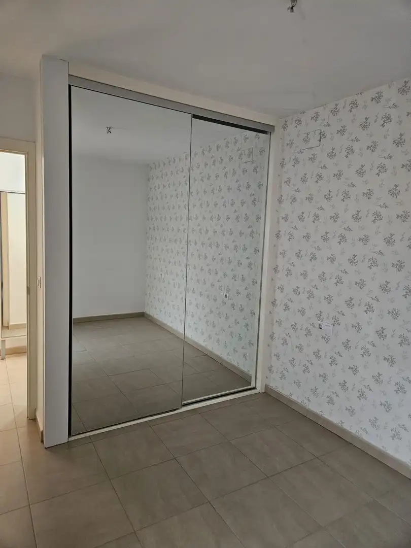 Habitación de Piso de alquiler en Sevilla con Aire acondicionado, Calefacción y Balcón