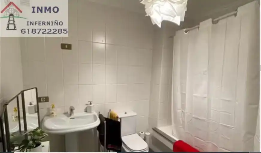 Baño de Piso de alquiler en Ferrol con Trastero, Horno y Lavadora