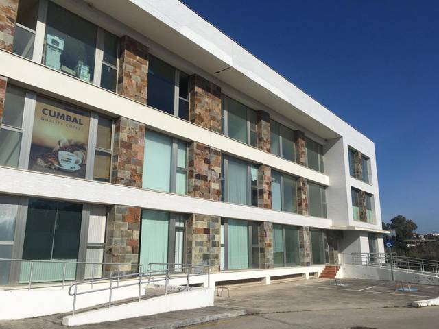 Oficina en Venta en Av Las Golondrinas en Los Barrios