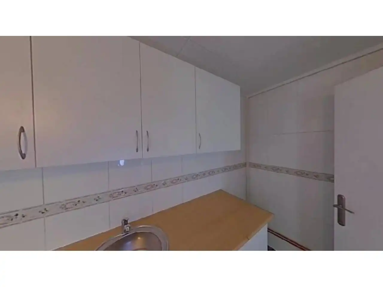 Kitchen of Flat for sale in Santa Coloma de Gramenet