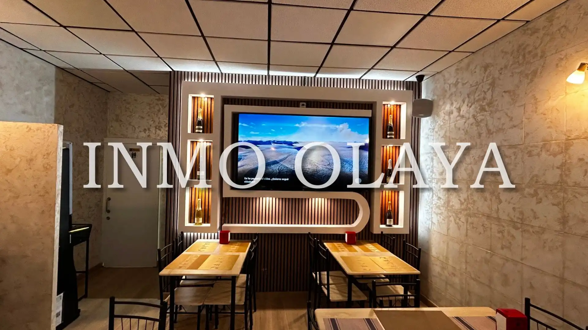 Local en traspaso en L'Hospitalet de Llobregat con Amueblado y Alarma