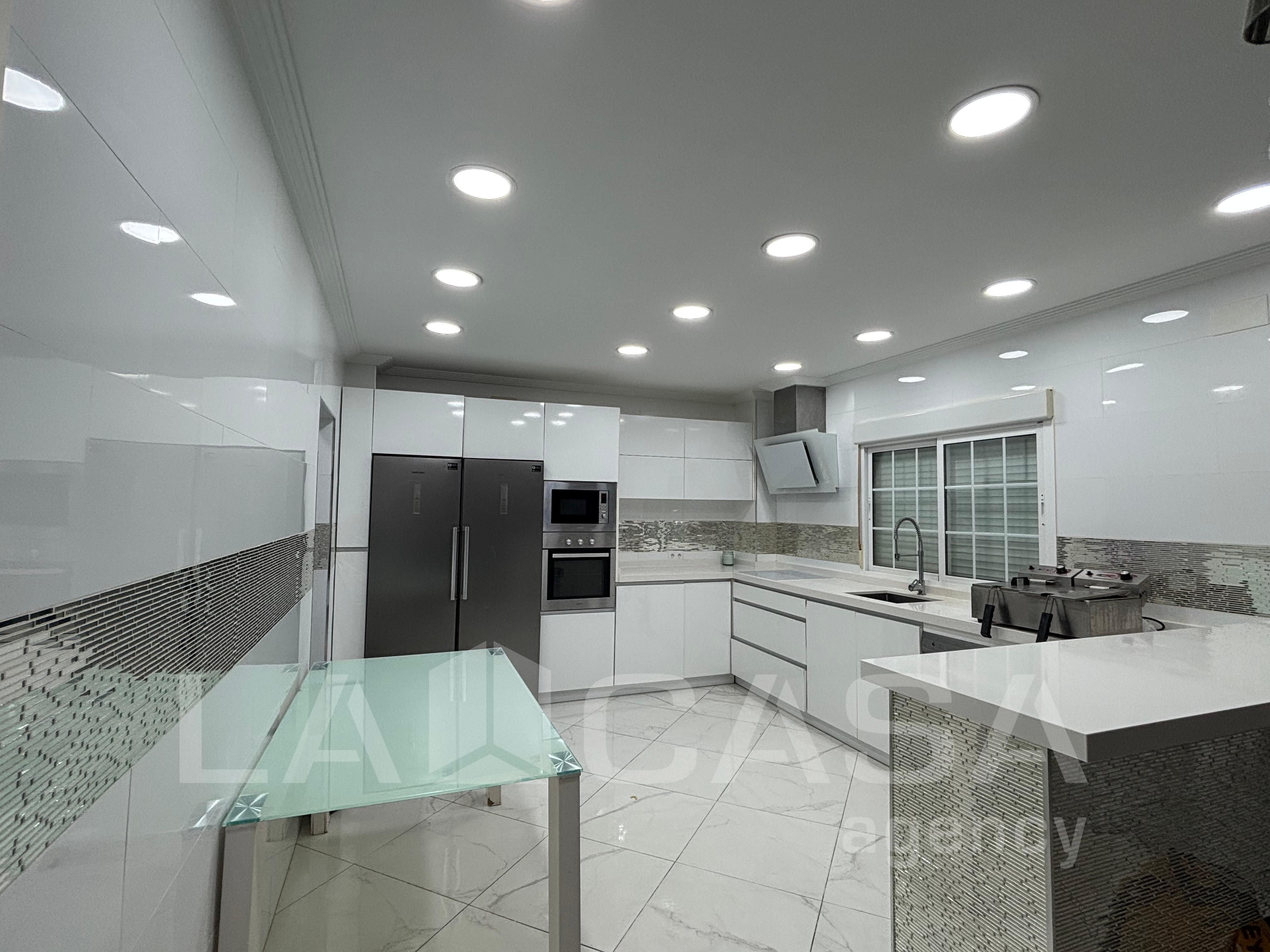 Cocina de Casa o chalet en venta en Dos Hermanas con Aire acondicionado y Trastero