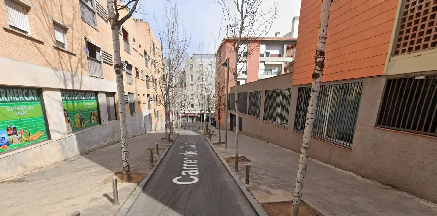 Piso con ascensor en venta en CADI