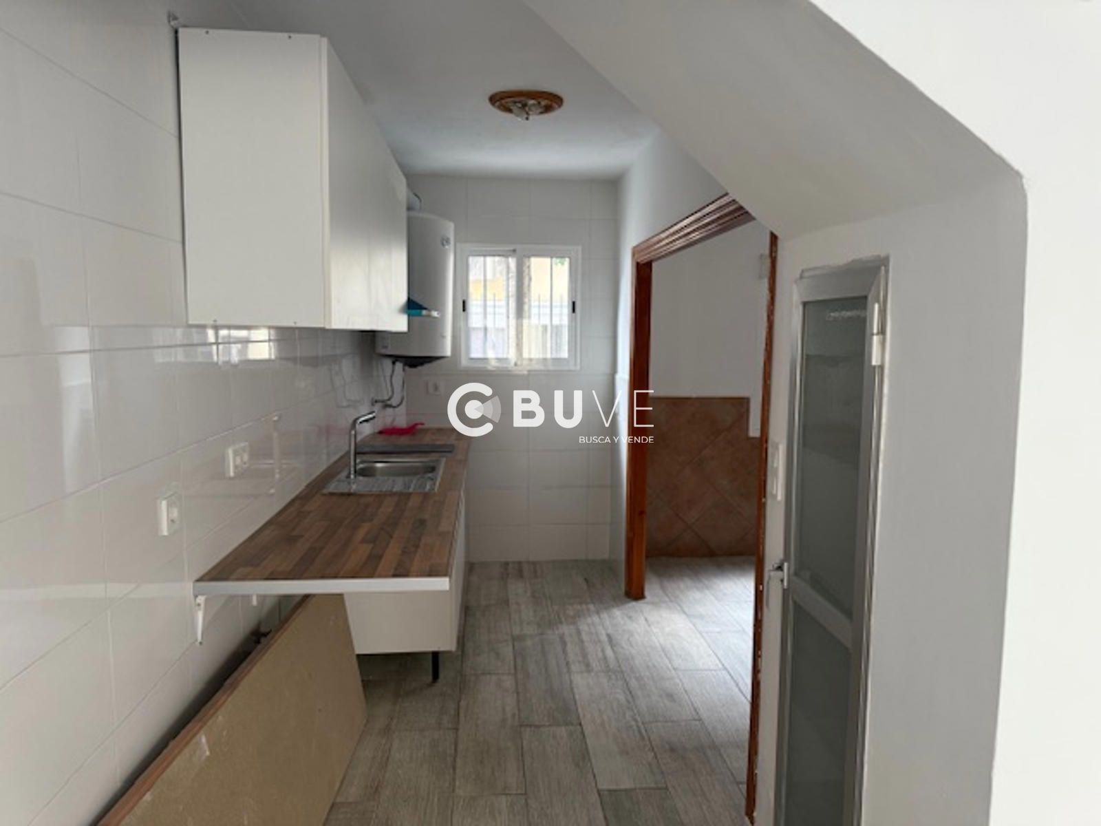 Cuina de Dúplex en venda en El Puerto de Santa María amb Calefacció