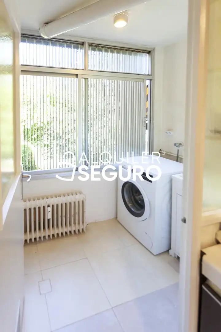 Flat with lift to rent in Menendez Pidal, imagen 22