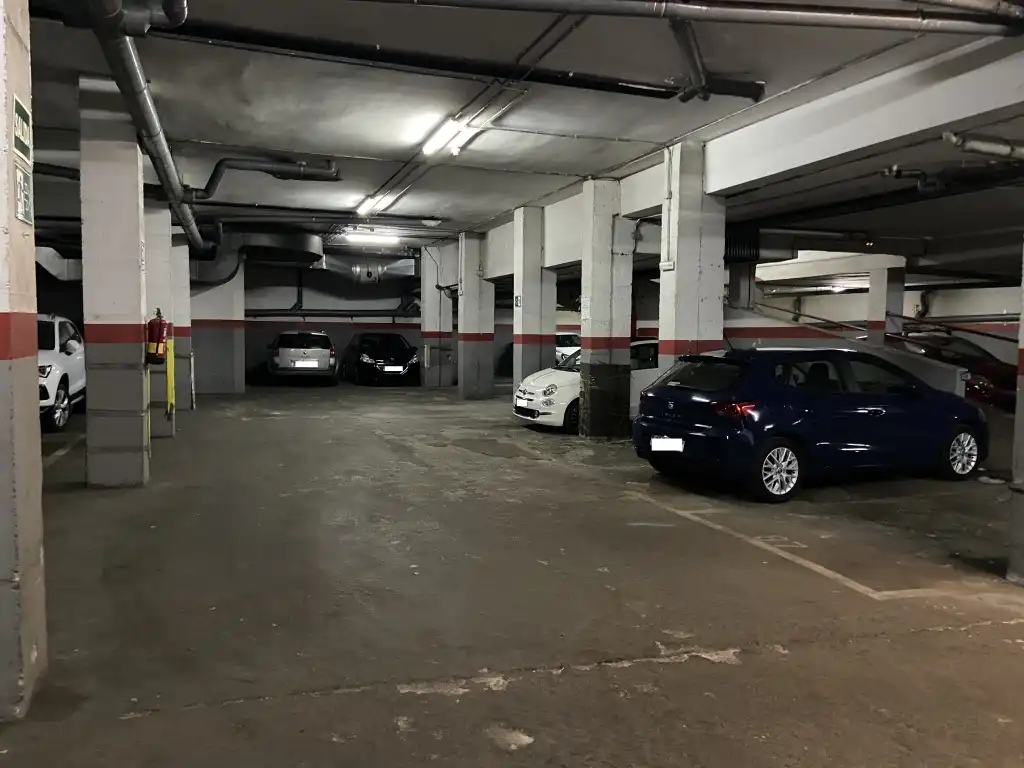 Einzelparkplatz zum Verkauf in Jaume Canalies i Amat, imagen 3
