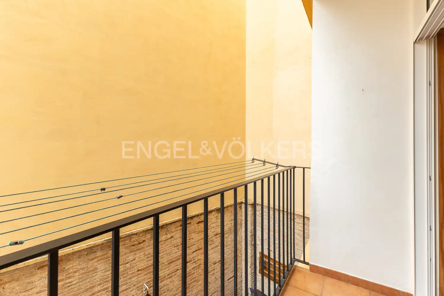 Balcony of Flat for rent in Valencia  with Air Conditioner, Heating and Furnished