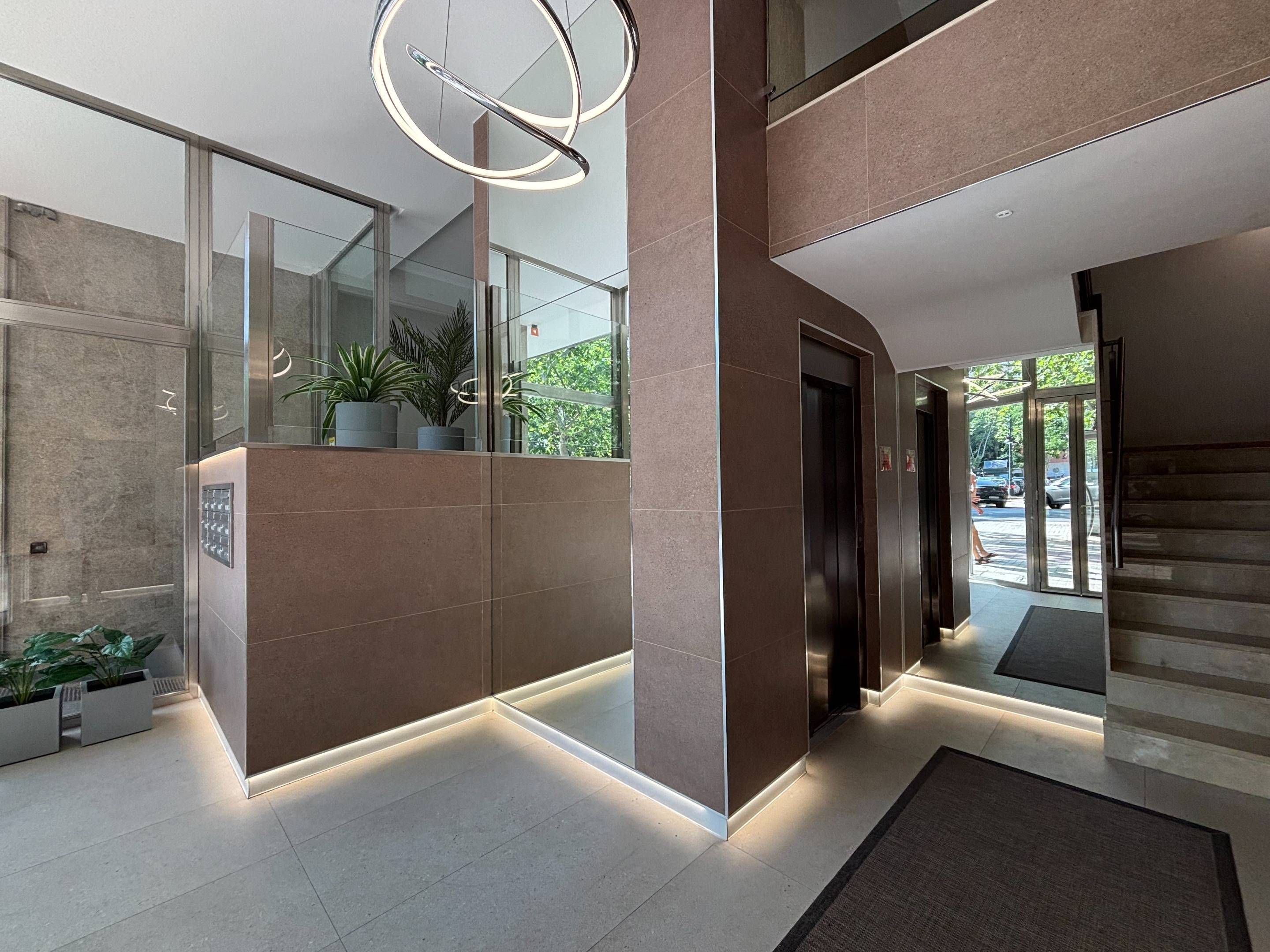 Office for sale in  Valencia Capital  with Air Conditioner, Heating and Terrace
