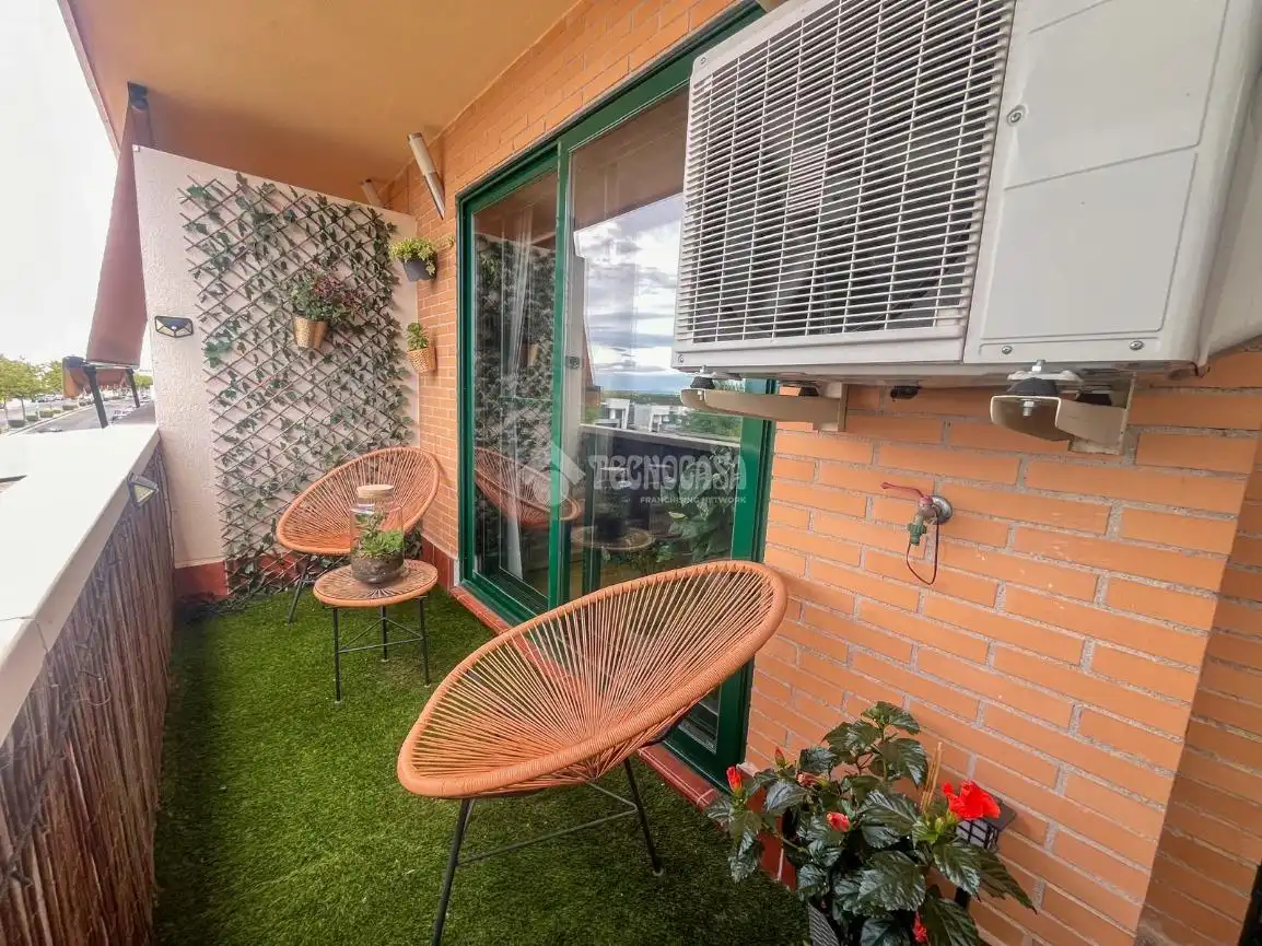 Terraza de Piso en venta en Navalcarnero con Aire acondicionado, Calefacción y Parquet
