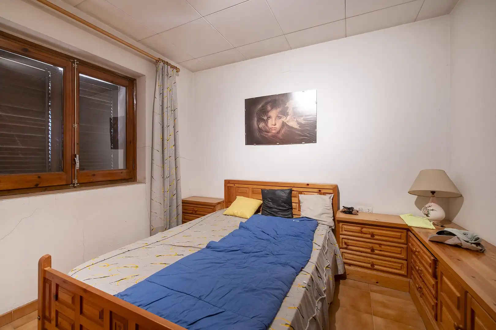 Dormitori de Casa adosada en venda en Banyoles amb Calefacció i Terrassa