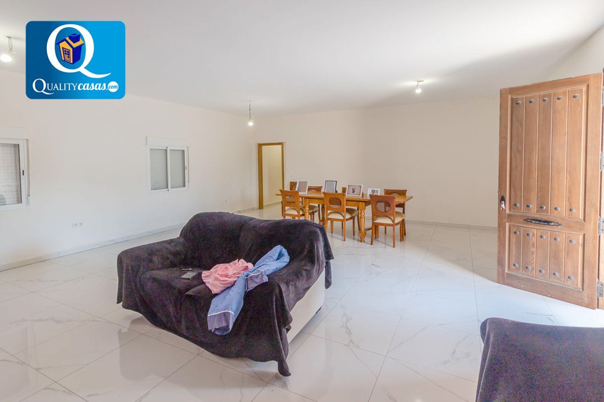 Living room of House or chalet for sale in Alicante / Alacant  with Terrace and Storage room