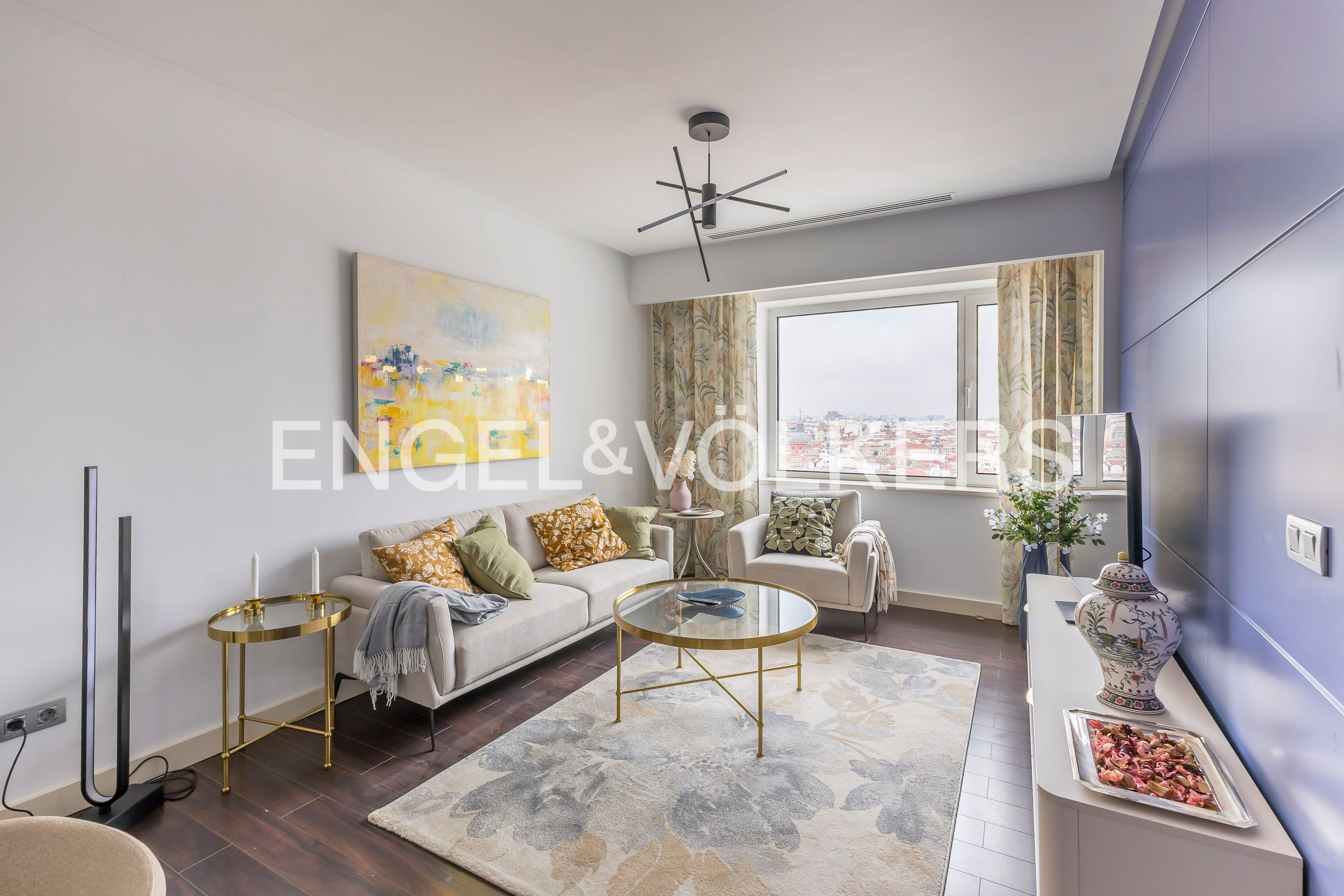 Living room of Apartment to rent in  Madrid Capital  with Air Conditioner, Heating and Swimming Pool