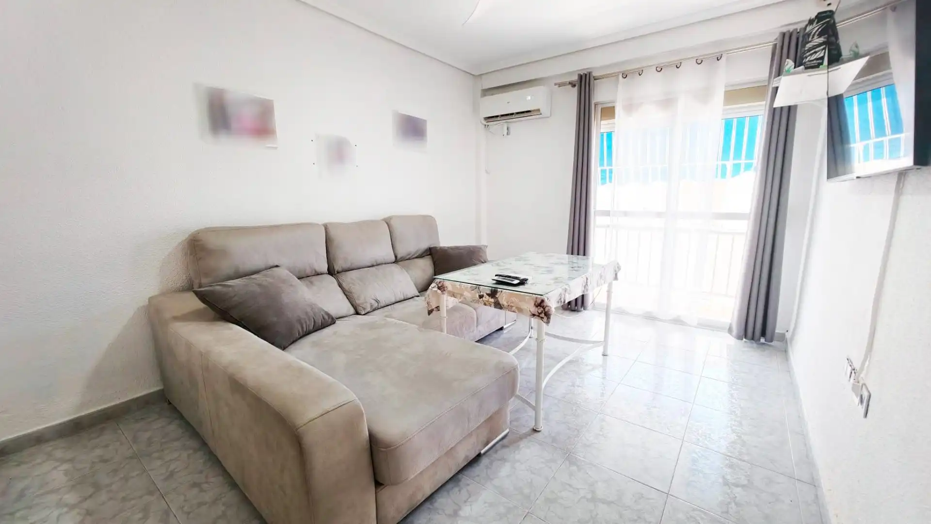 Flat with terrace for sale in Levante