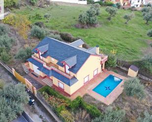 Vista exterior de Casa o xalet en venda en Güejar Sierra amb Jardí privat, Terrassa i Traster