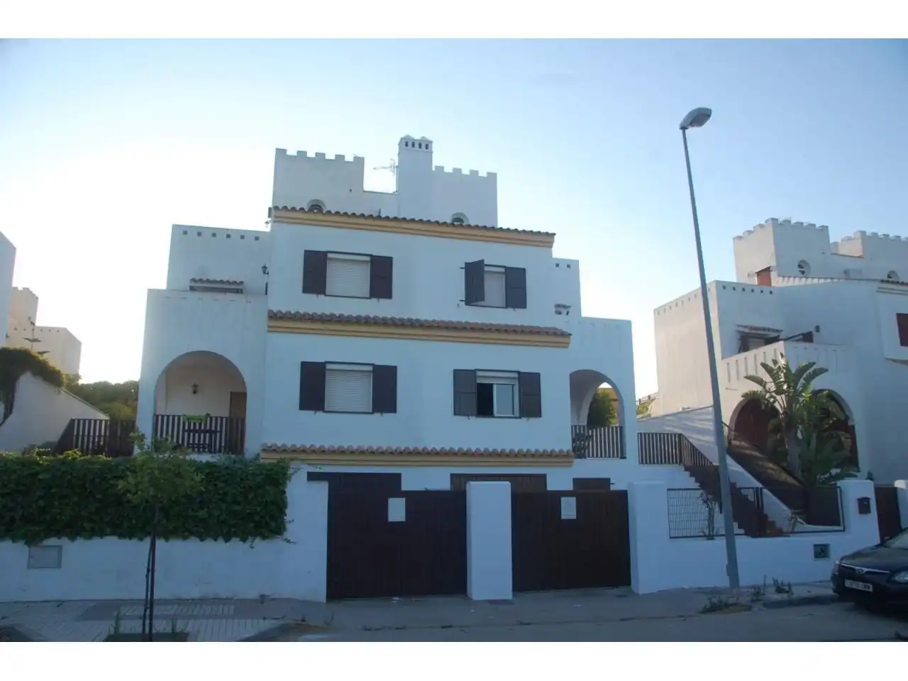 Casa adosada en venda a Al Andalus, Monteolivete - Camino Sevilla